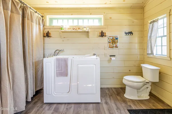 $775,000 | 78 Concourse, Kinderhook, NY 12130