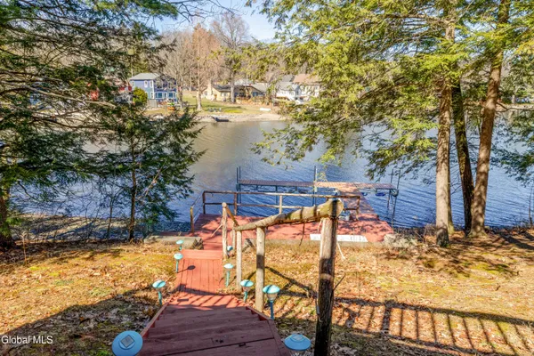 $775,000 | 78 Concourse, Kinderhook, NY 12130