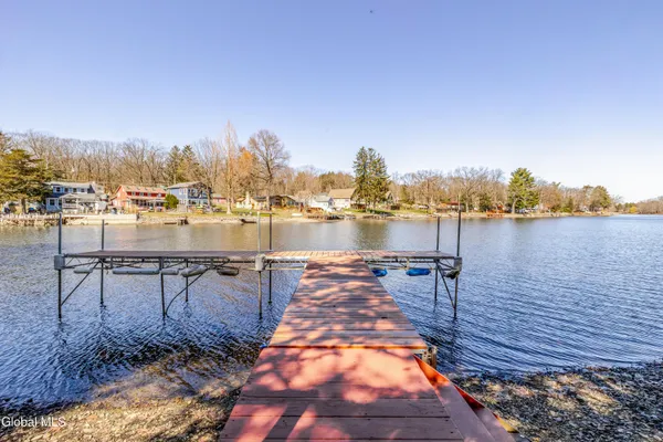 $775,000 | 78 Concourse, Kinderhook, NY 12130