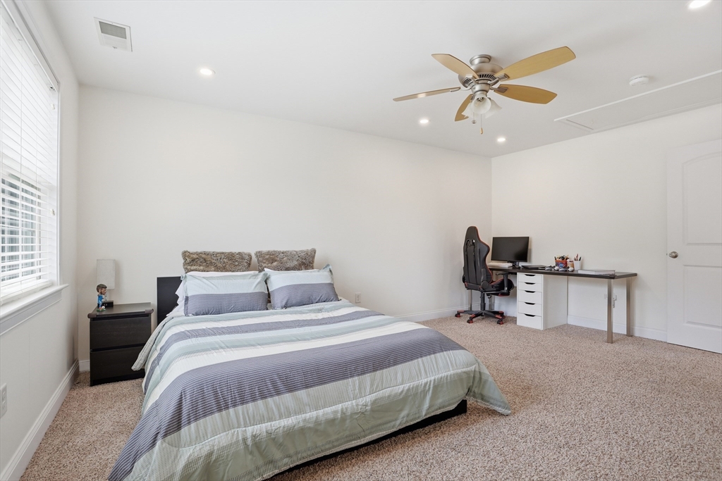 9 Boxwood Road Westford, MA 01886 - Photo 22 of 40