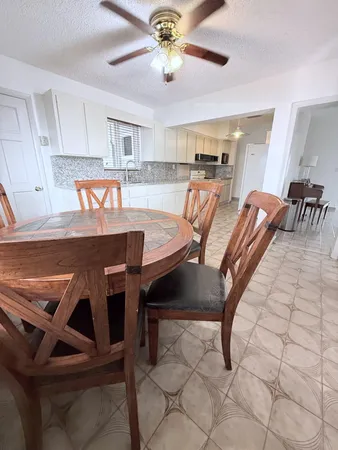 $4,100 | 957 West 67th Street, Hialeah, FL 33012