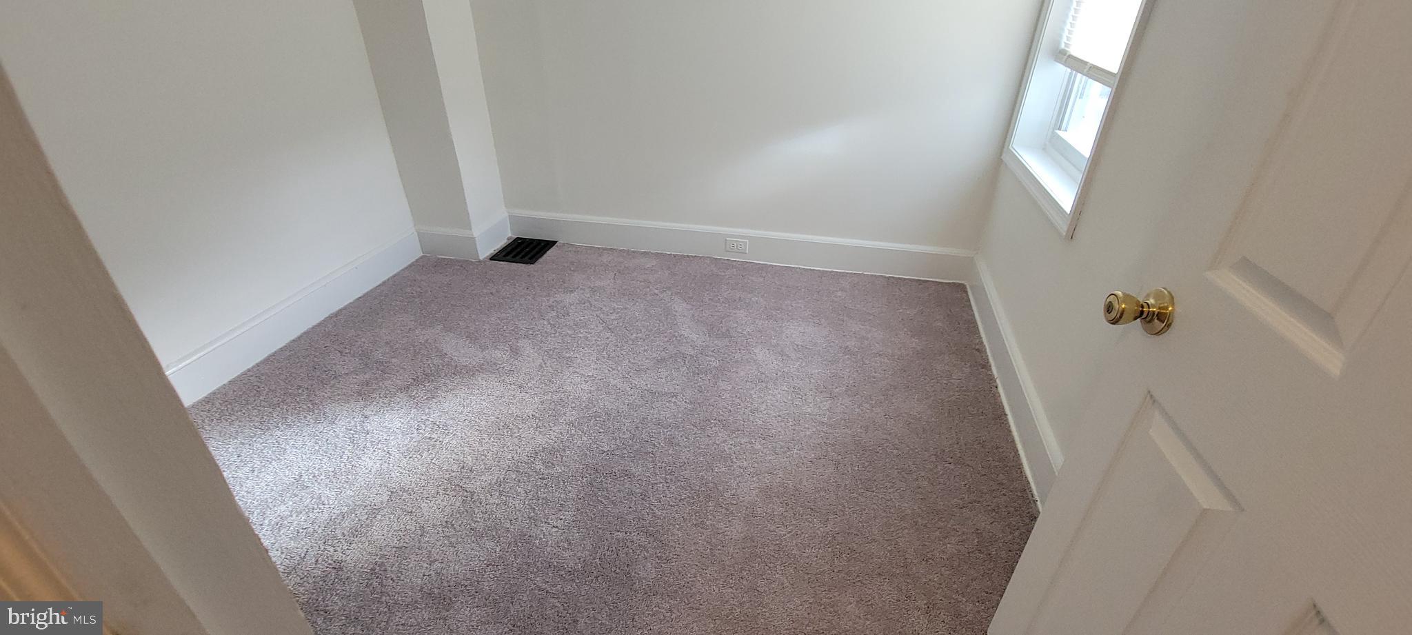 2643 Emerald Street Philadelphia, PA 19125 - Photo 11 of 14