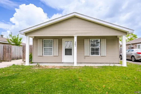 $1,400 | 261 Bon Jovi Boulevard, Gray, LA 70359