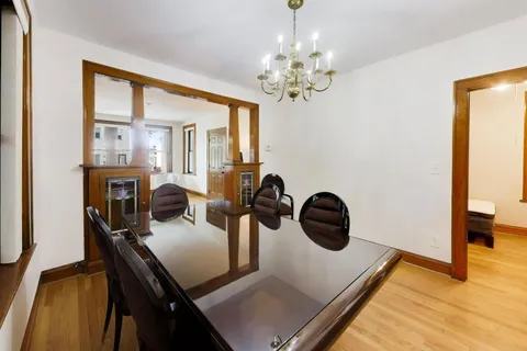 $725,000 | 3427 South Emerald Avenue, Chicago, IL 60616