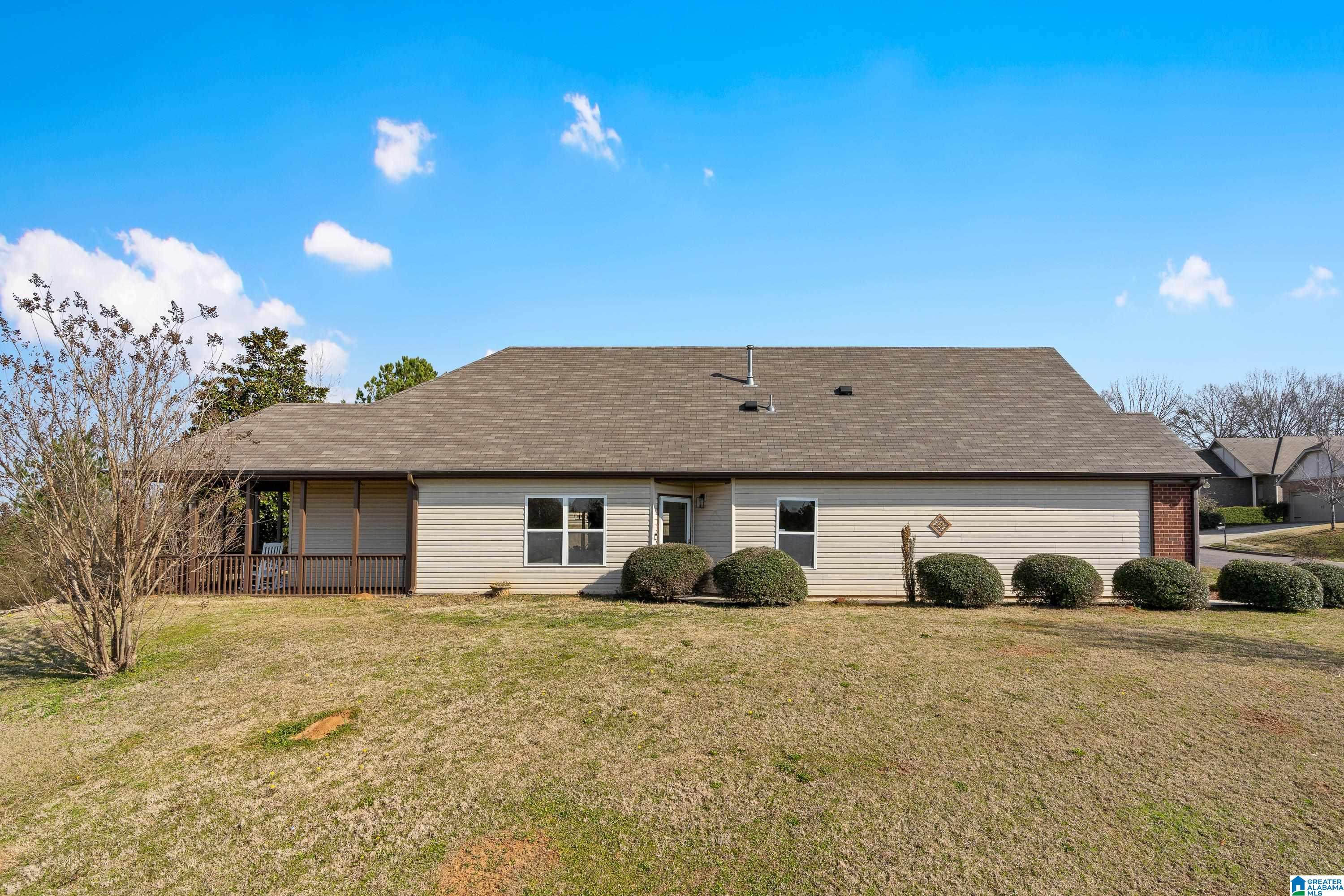 1888 Brandon Way Bessemer, AL 35022 - Photo 3 of 33