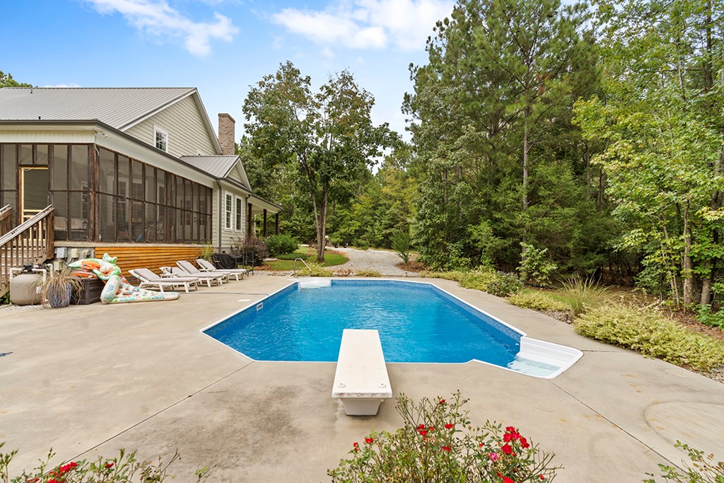 629 Windsor Road Hodges, SC 29653 - Photo 29 of 34