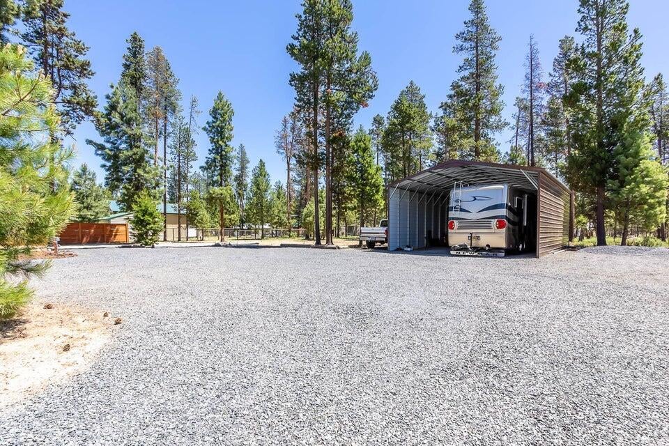 152385 Wagon Trail Road La Pine, OR 97739 - Photo 2 of 24 20220711220109357879000000-o