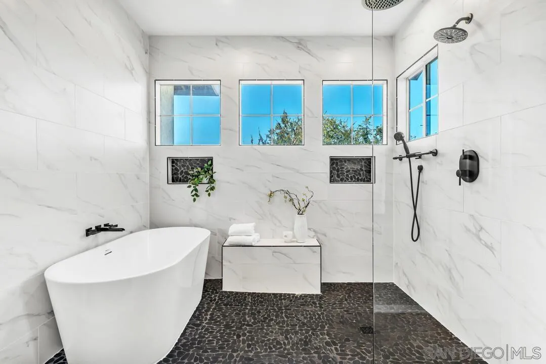 1198 Hanover Place Alpine, CA 91901 - Photo 45 of 68 a bathroom with a bathtub sink and mirror