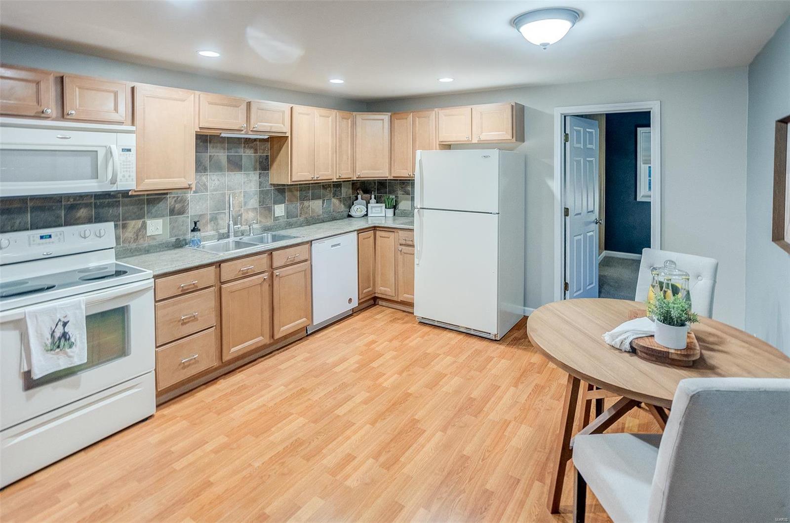 304 Ridgemont Road Collinsville, IL 62234 - Photo 19 of 45 Gallery Image 19