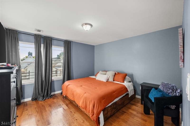 120 Fulton Street Elizabeth Port, NJ 07206 - Photo 17 of 29