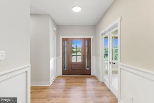 $999,999 | Mistletoe Lane, Shepherdstown, WV 25443