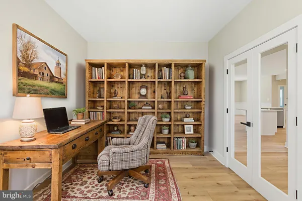 $999,999 | Mistletoe Lane, Shepherdstown, WV 25443