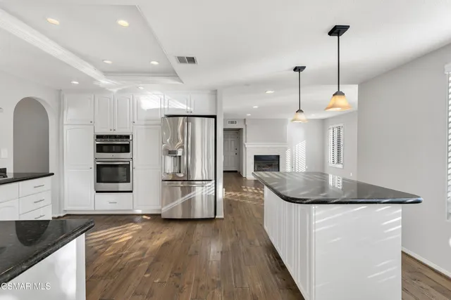 $6,000 | 487 Bernini Court, Oak Park, CA 91377