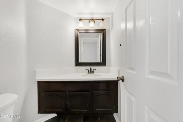 $6,000 | 487 Bernini Court, Oak Park, CA 91377