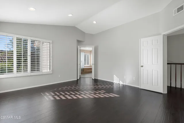 $6,000 | 487 Bernini Court, Oak Park, CA 91377