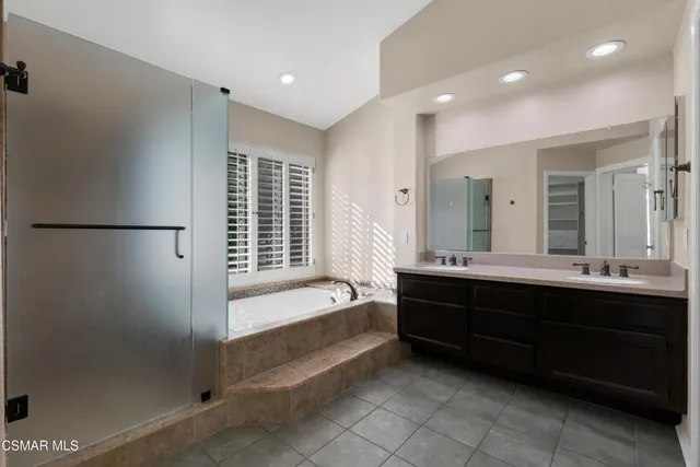 $6,000 | 487 Bernini Court, Oak Park, CA 91377