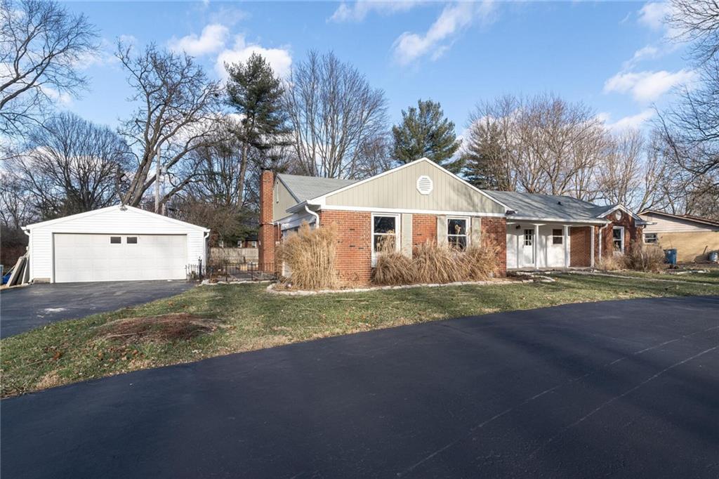 1426 Shawnee Road Indianapolis, IN 46260 - Photo 1 of 36 Gallery Image 1