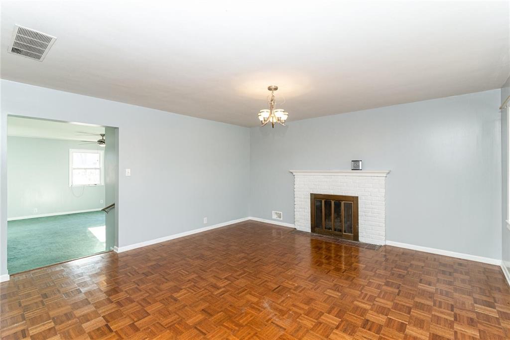 1426 Shawnee Road Indianapolis, IN 46260 - Photo 13 of 36 Gallery Image 13