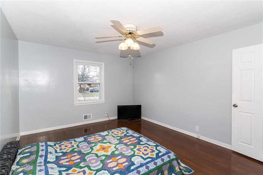 1426 Shawnee Road Indianapolis, IN 46260 - Photo 28 of 36 Gallery Image 28