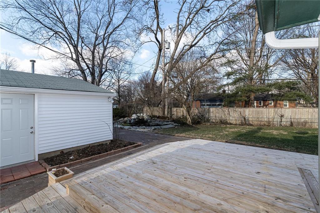 1426 Shawnee Road Indianapolis, IN 46260 - Photo 30 of 36 Gallery Image 30