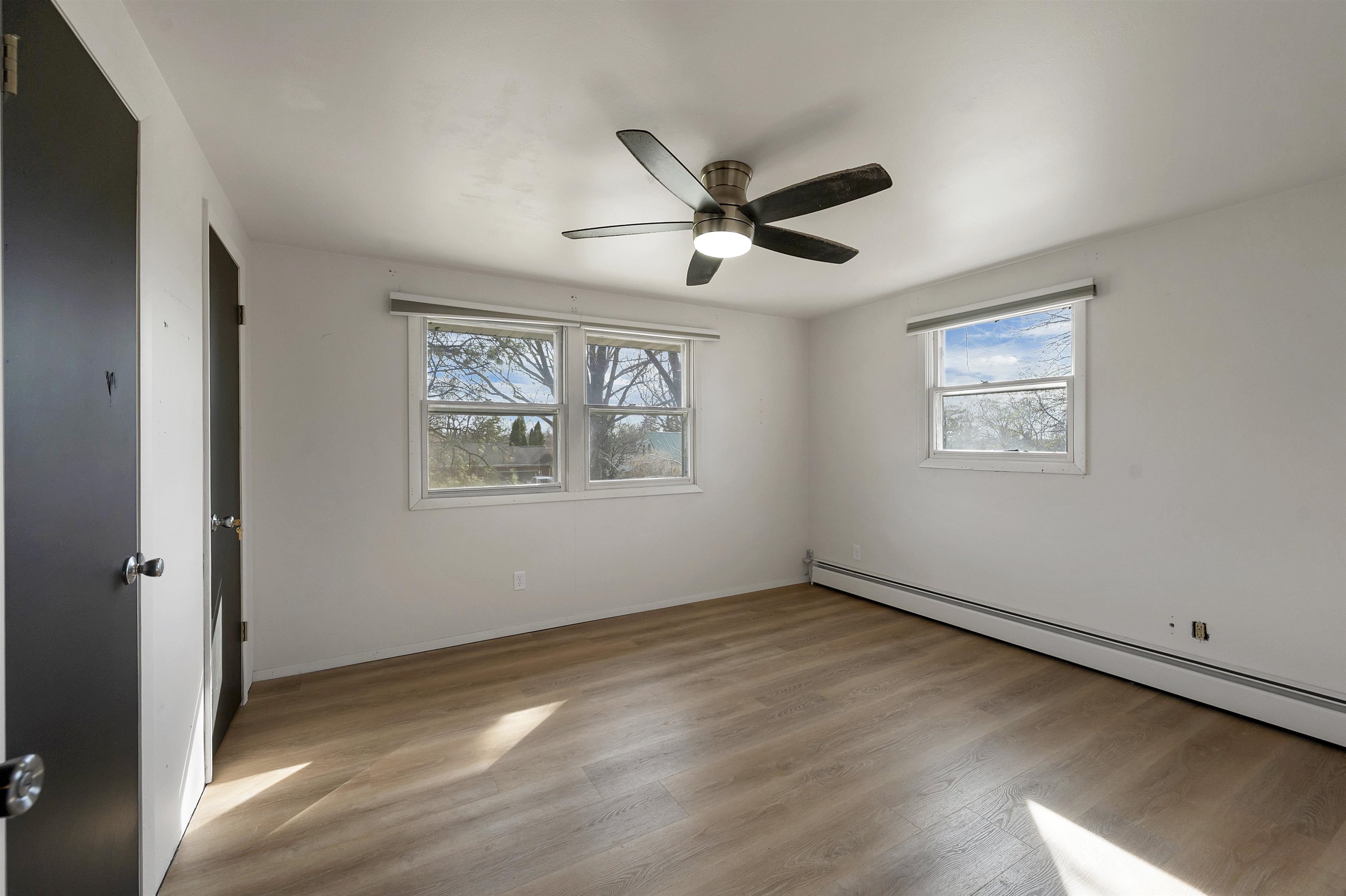 154 Bryan Street Green Bay, WI 54301 - Photo 16 of 41