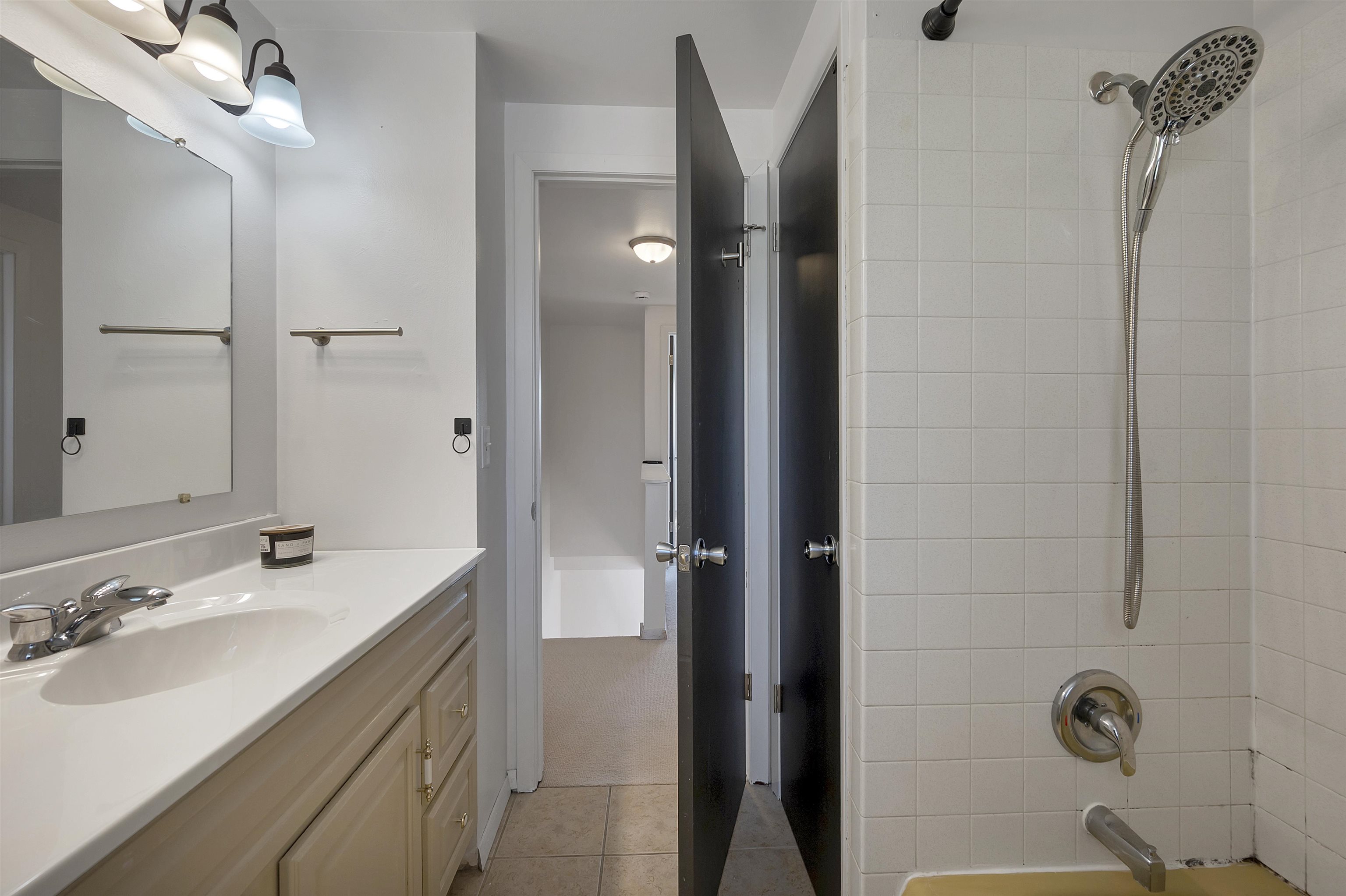 154 Bryan Street Green Bay, WI 54301 - Photo 21 of 41
