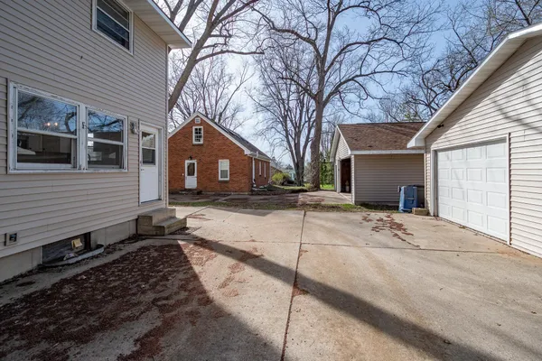 $369,000 | 154 Bryan Street, Green Bay, WI 54301