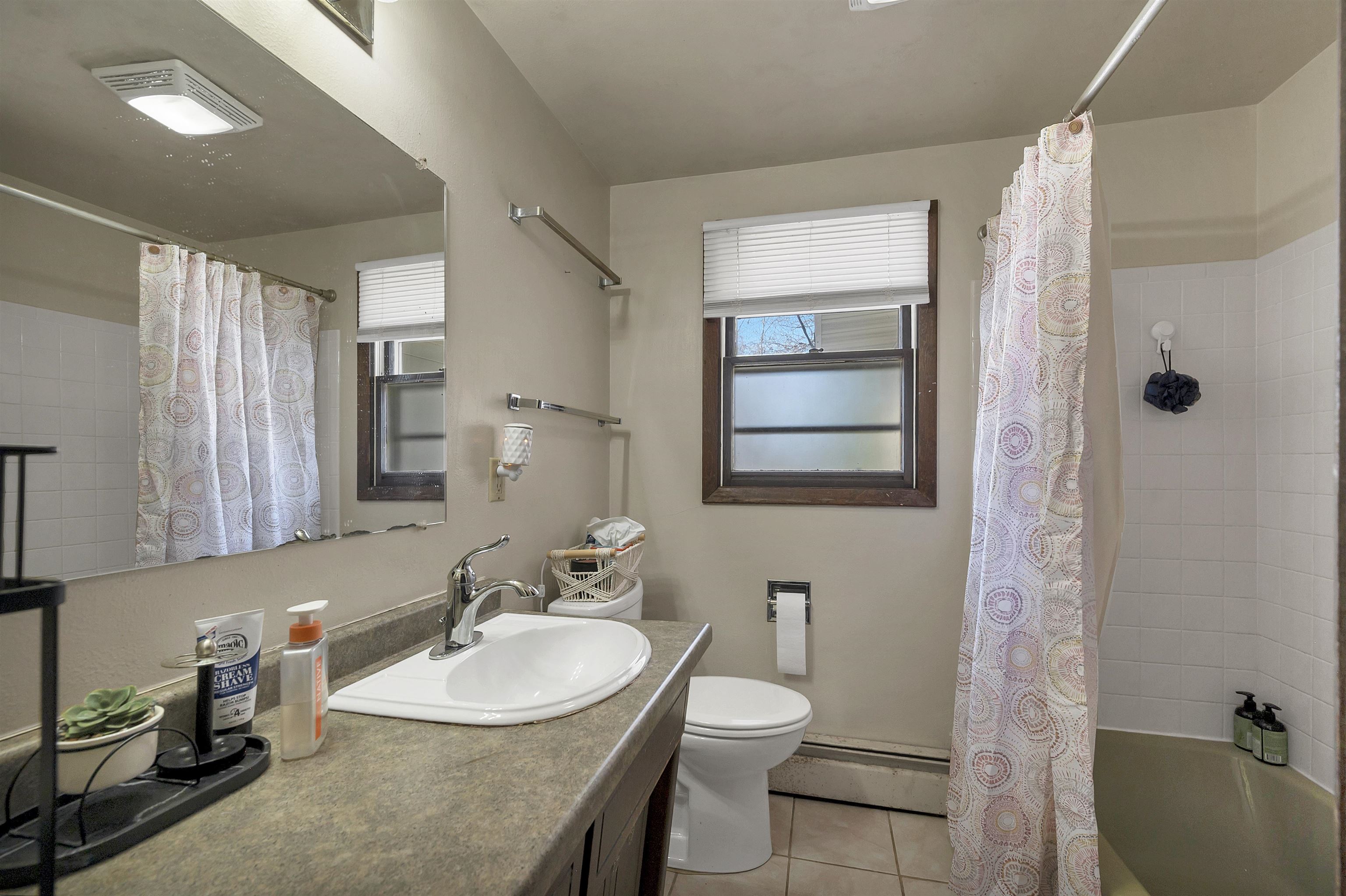 154 Bryan Street Green Bay, WI 54301 - Photo 38 of 41