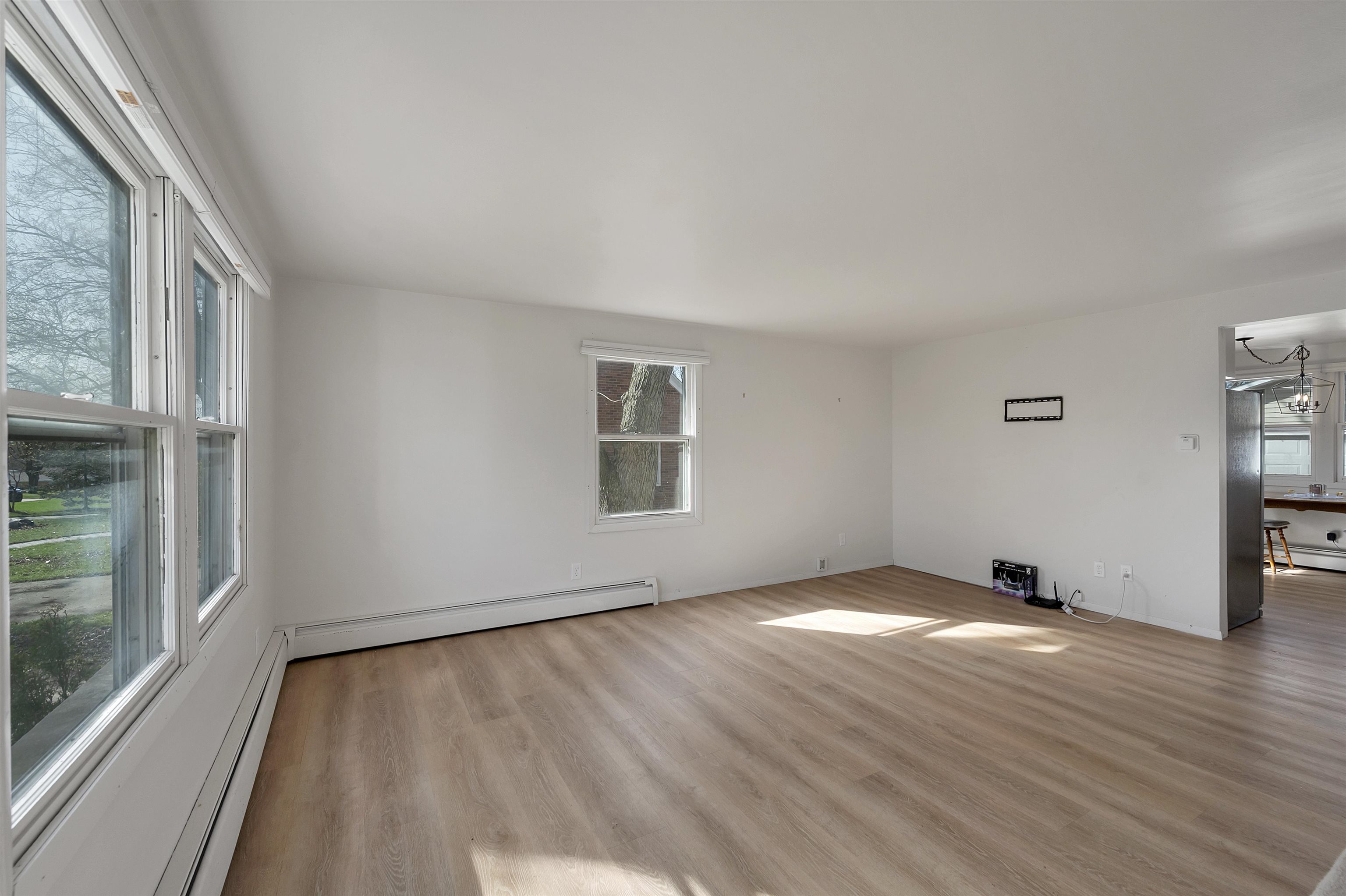 154 Bryan Street Green Bay, WI 54301 - Photo 5 of 41