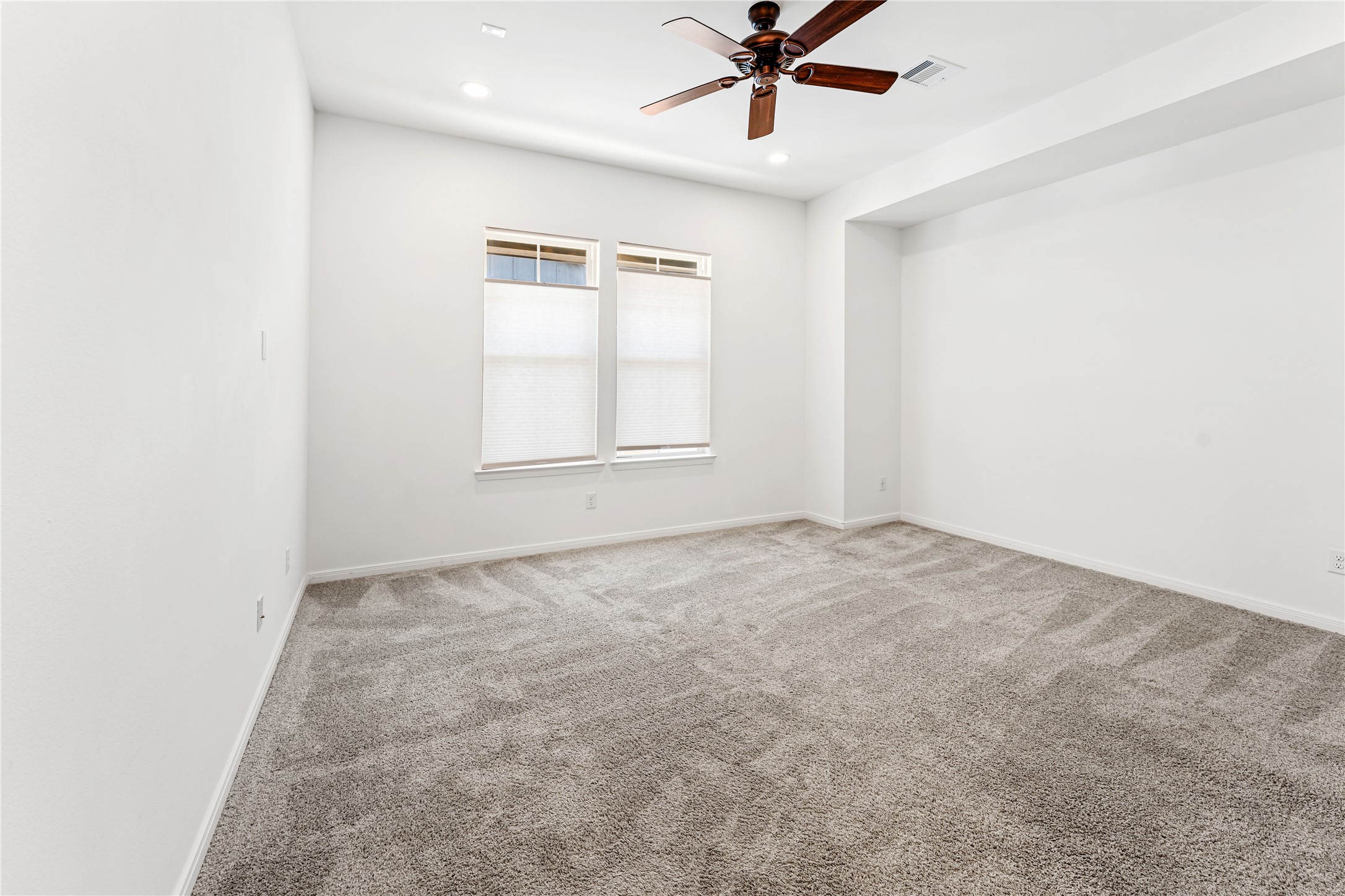 1526 Ojeman Road, Unit A Houston, TX 77055 - Photo 18 of 28