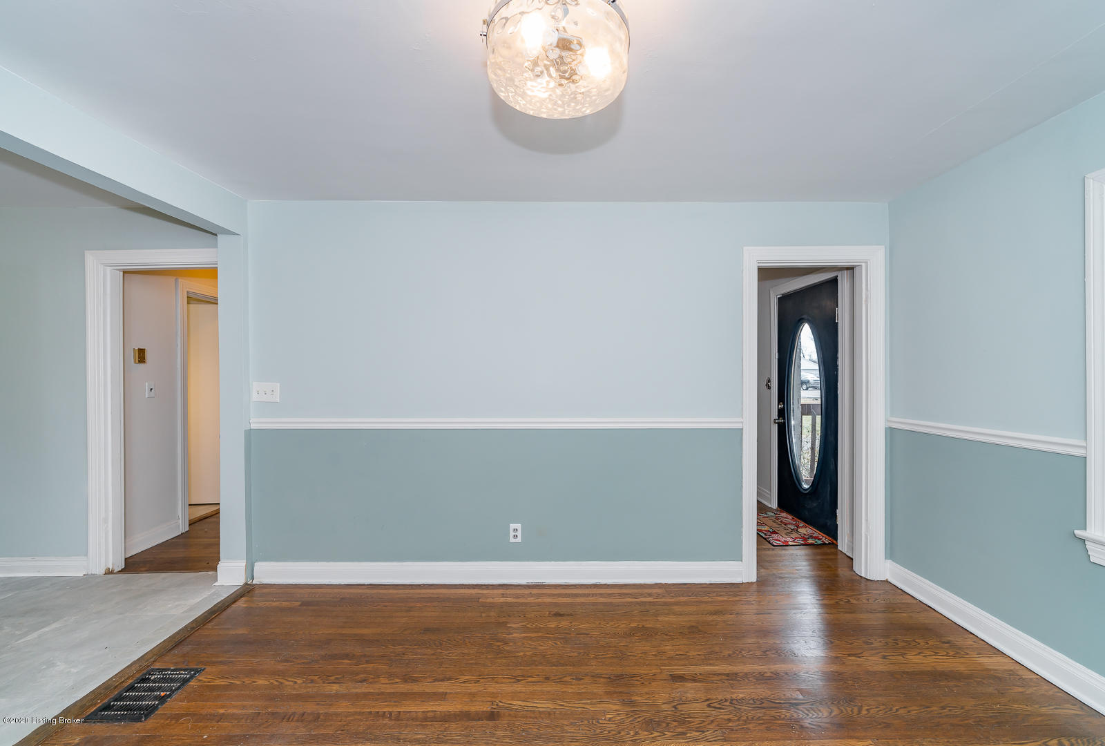 3733 Carol Road Louisville, KY 40218 - Photo 11 of 25 3733 Carol Rd L-12