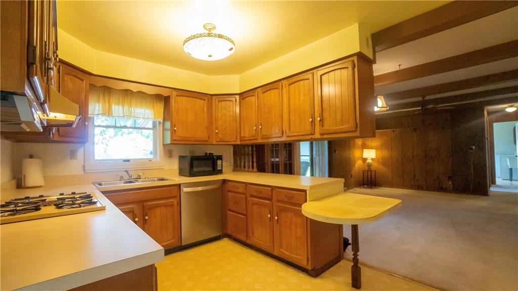 117 North Eberhart Road Butler, PA 16001 - Photo 6 of 21