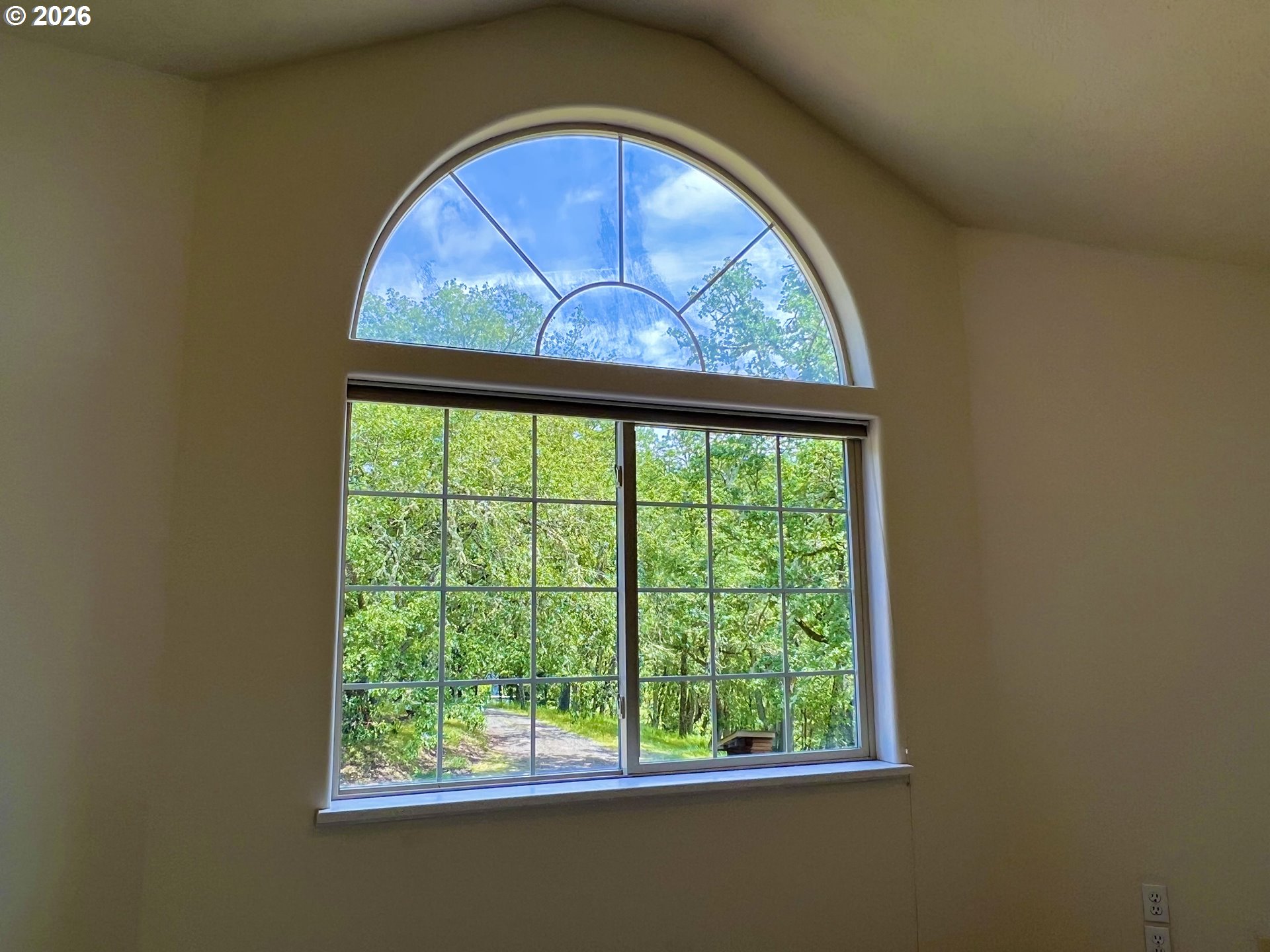 28544 Crow Road Eugene, OR 97402 - Photo 32 of 48