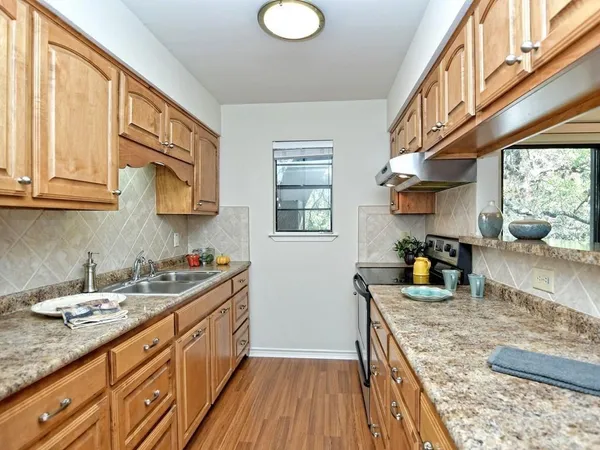 $1,600 | 4159 Steck Avenue, Unit 278, Austin, TX 78759