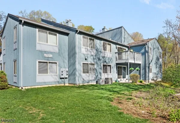 $399,900 | 33 Drake Lane, Unit 33, Ledgewood, NJ 07852