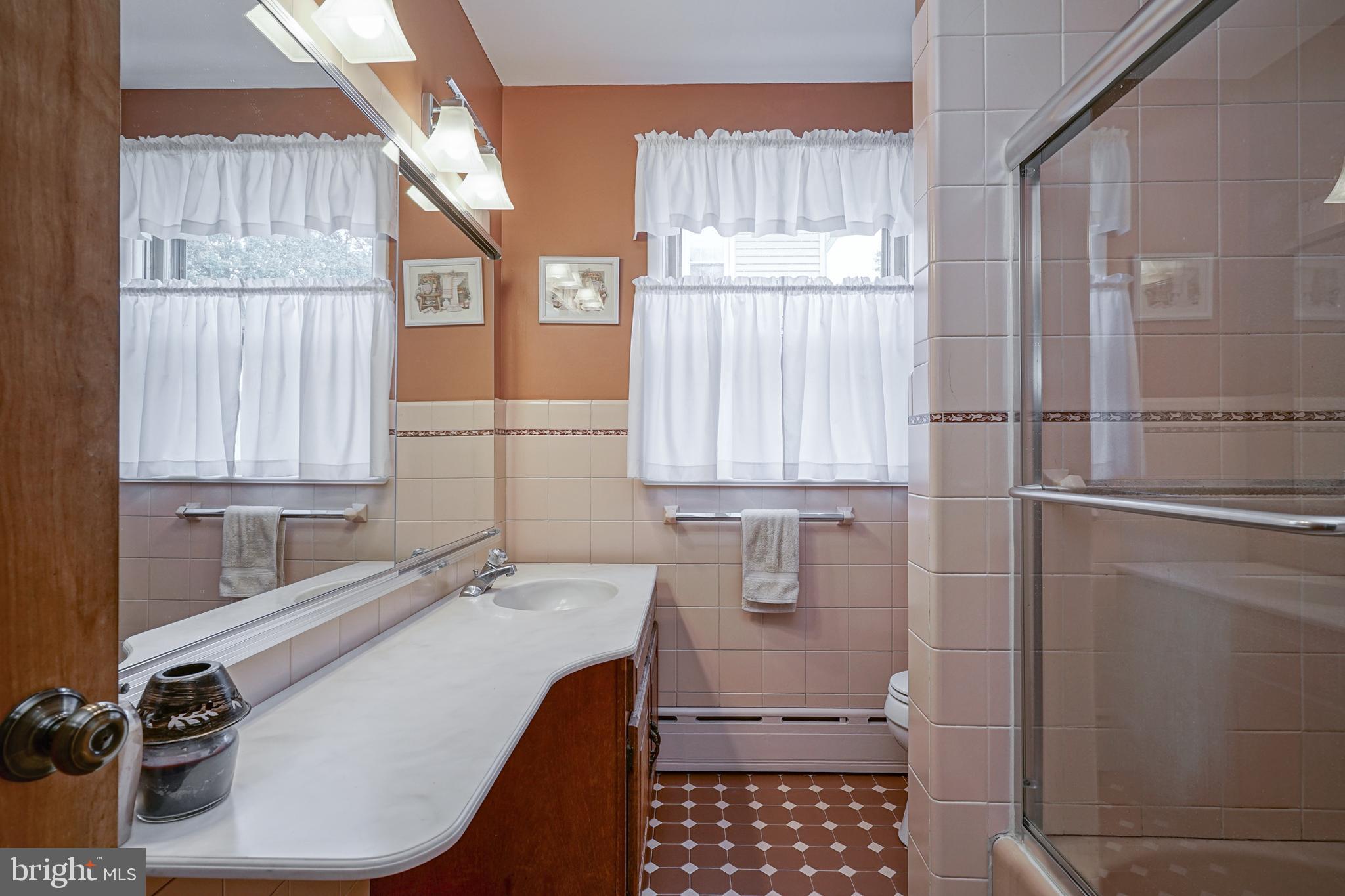 515 Clements Bridge Road Barrington, NJ 08007 - Photo 32 of 48