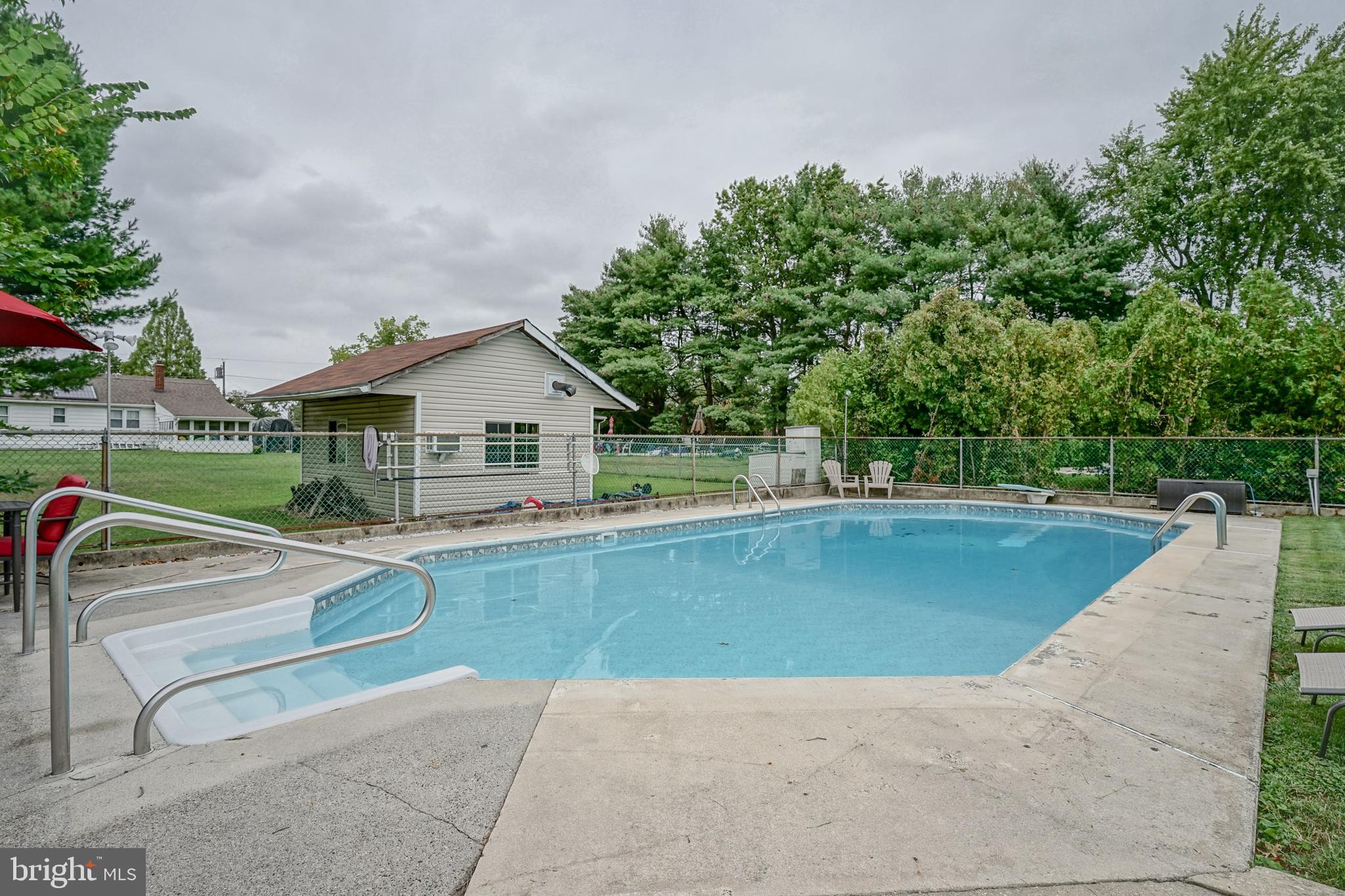 515 Clements Bridge Road Barrington, NJ 08007 - Photo 6 of 48