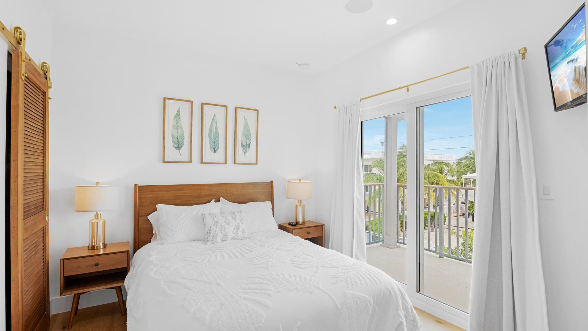 704 Grouper Lane Key Largo, FL 33037 - Photo 20 of 26 Interior 8