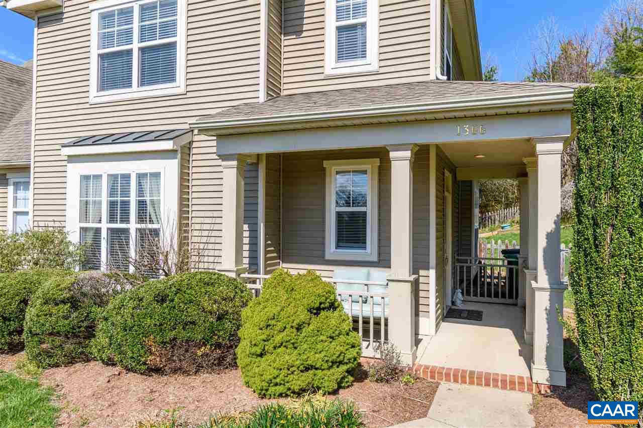 1366 Stoney Ridge Road Charlottesville, VA 22902 - Photo 4 of 33 front view of a house