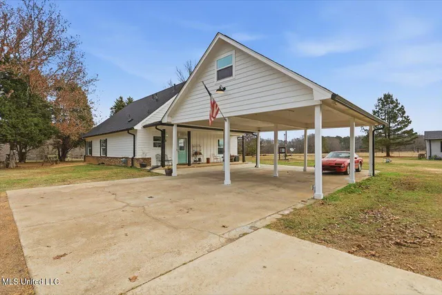 $499,000 | 389 Moss Road, Canton, MS 39046