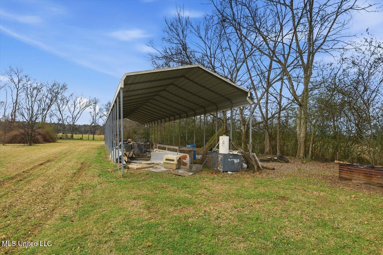 389 Moss Road Canton, MS 39046 - Photo 29 of 46 43-389 Moss Rd _ Home Tours MS