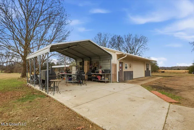 $499,000 | 389 Moss Road, Canton, MS 39046