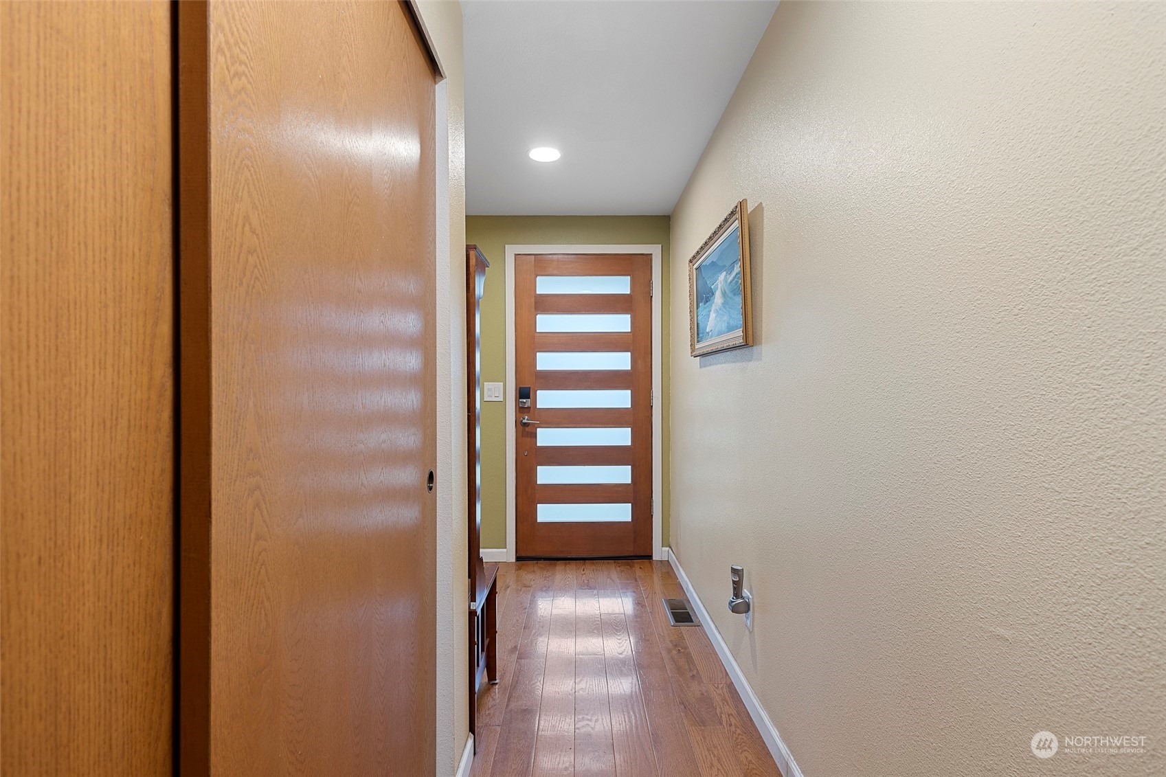 208 North Waugh Road Mount Vernon, WA 98273 - Photo 14 of 32 Gallery Image 14