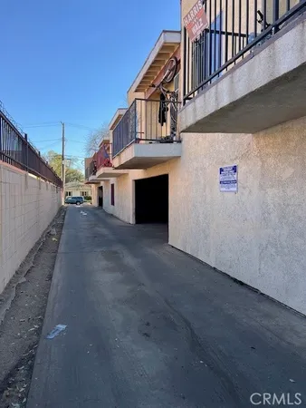 $4,429,000 | 839 North Summit Avenue, Pasadena, CA 91103