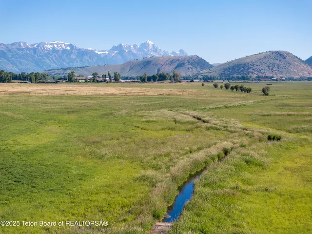 $33,500,000 | 120 Acres South Park Loop Road, Jackson, WY 83001