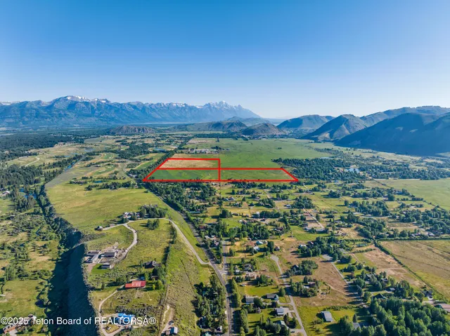 $33,500,000 | 120 Acres South Park Loop Road, Jackson, WY 83001