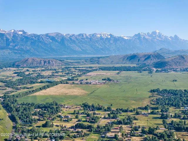 $33,500,000 | 120 Acres South Park Loop Road, Jackson, WY 83001