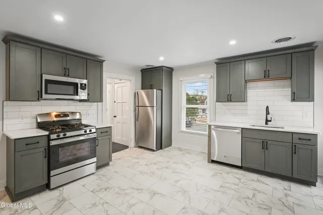 $1,425,000 | 58 Lincoln Avenue, Saratoga Springs, NY 12866