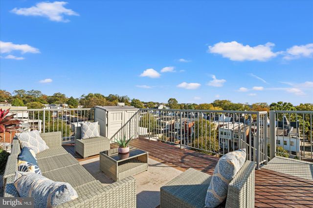 $899,000 | 74 Adams Street Northwest, Unit 3, Washington, DC 20001