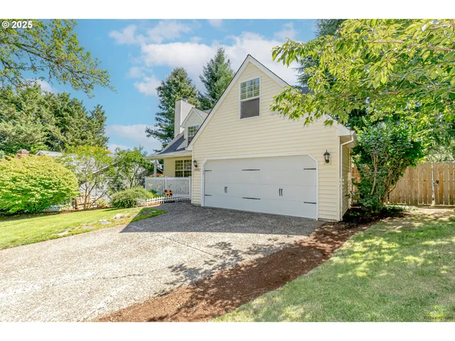 $644,900 | 20182 Southwest Tillamook Court, Tualatin, OR 97062